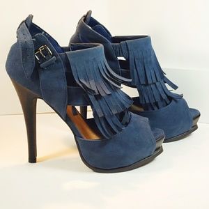 Womens JustFab high heels